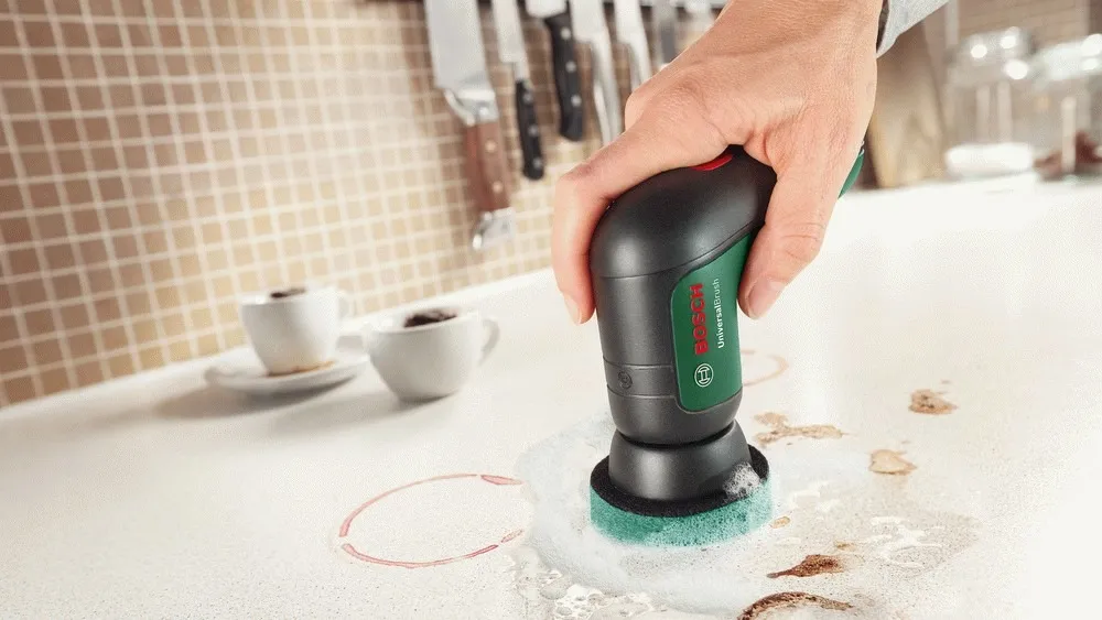 Brosse de nettoyage sans fil universalbrush + acc + usb