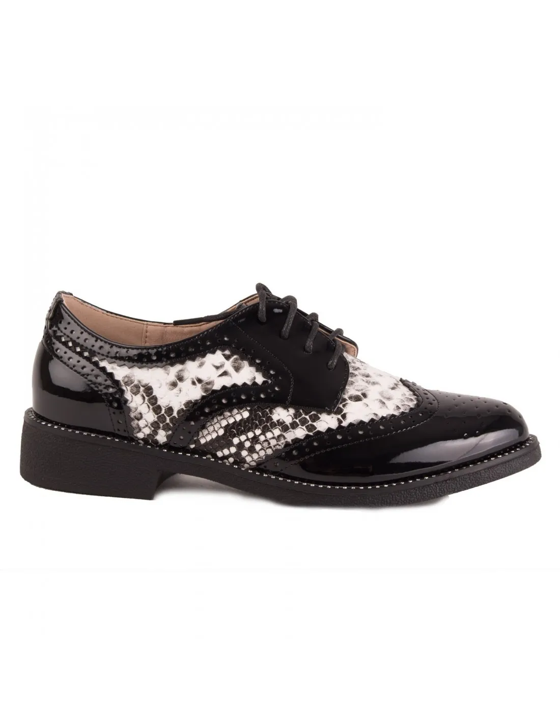 Derbies femme verni noir imprimé serpent python avec petit talon carré & strass