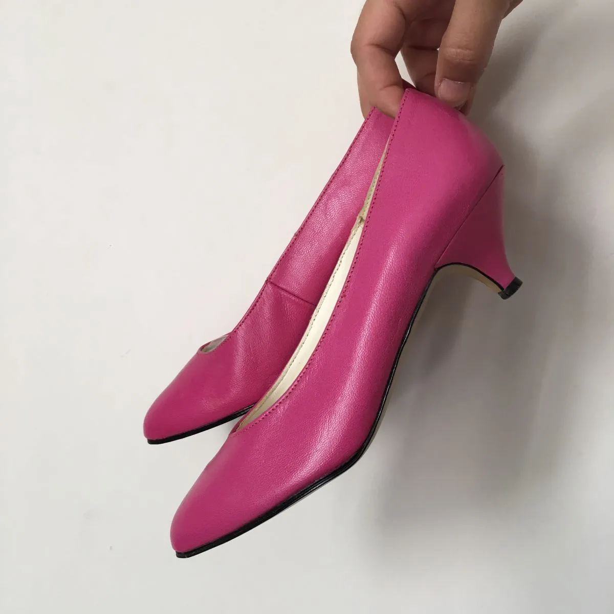 Escarpins vintage en cuir roses lisse / petit talon / P36